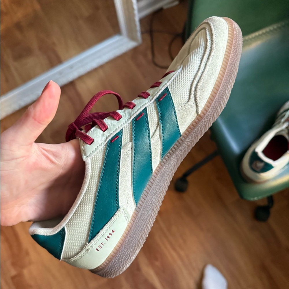 Adidas Mexico Predator Sneaker - Picture 7 of 9